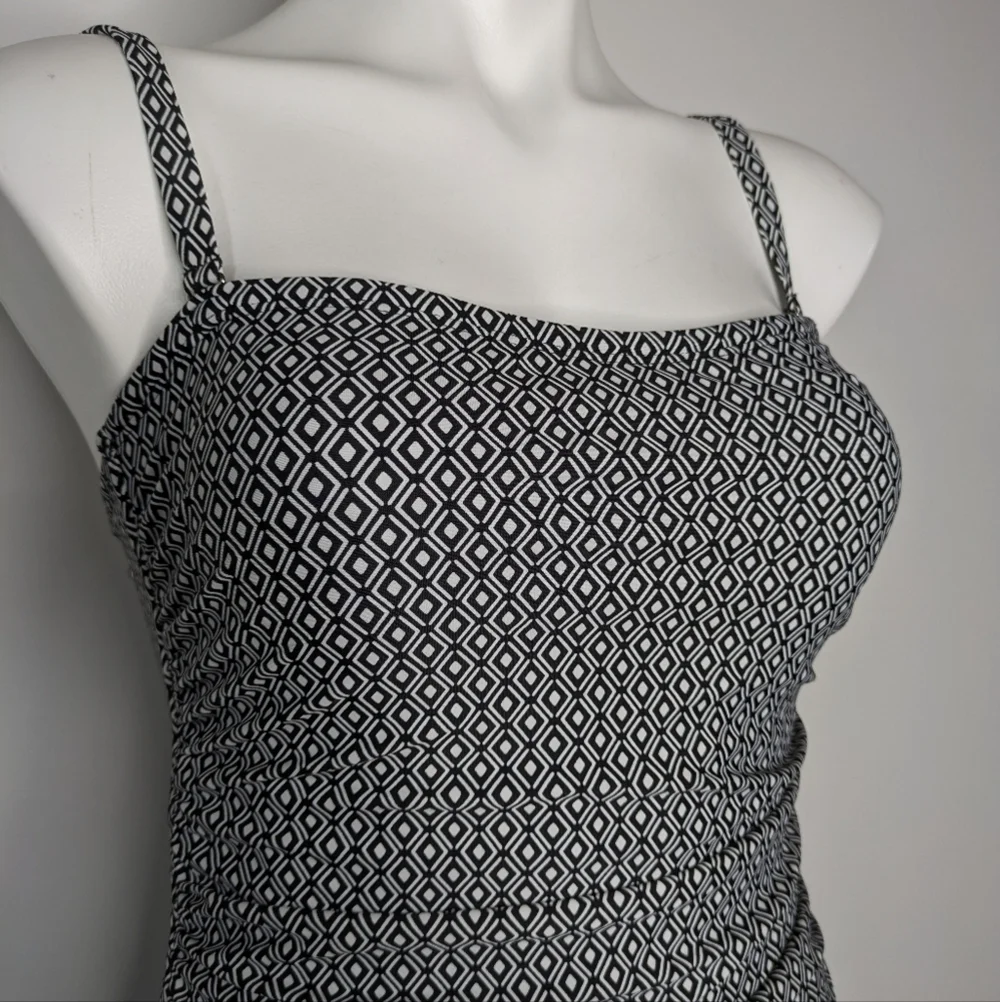 DKNY Black White Diamond Pattern One Piece Swimsuit L - Picture 4 of 10